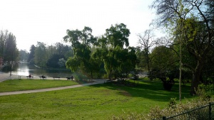 El lago de Saint-Mandé de París, uno de los más hermosos de Francia