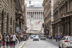 Descubre los mejores lugares para ir de compras en Roma