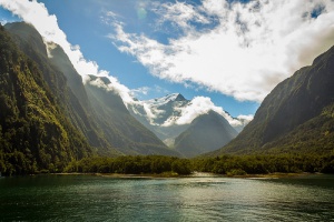 Milford Sound, uno de los grandiosos fiordos de Nueva Zelanda