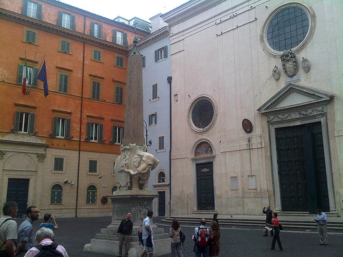 obelisco della minerva 3