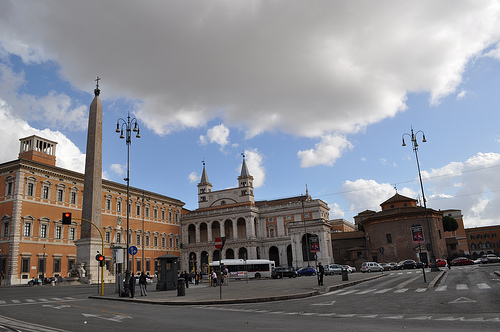 La monumental Plaza de San Juan de Letrán, una de las más famosas de Roma