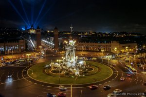 Recorre con nosotros la espectacular Plaza de Cataluña en Barcelona