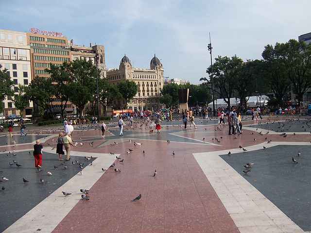 la plaza de cataluña 3