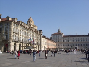 La espectacular Piazza Castello de Turín, un lugar que no te puedes perder