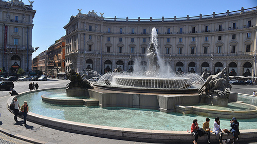 plaza de la republica 4