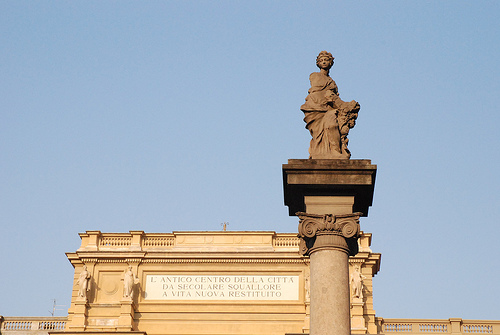 plaza de la republica 5