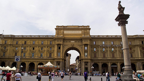 plaza de la republica 6