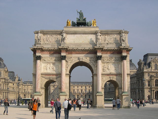 arco de triunfo del carrusel 5