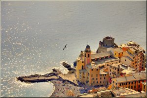 Visita Camogli, uno de los más bellos pueblos de la costa de Italia
