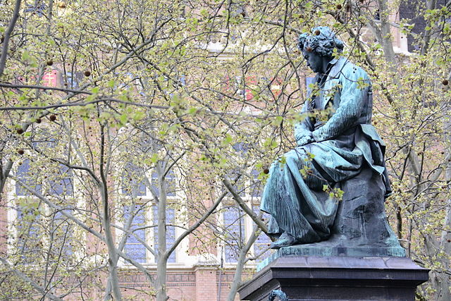 plaza de beethoven en viena 3