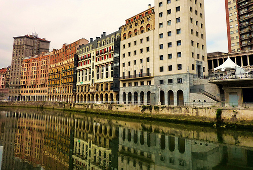 Recorremos el fascinante y monumental casco viejo de Bilbao