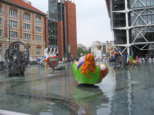 fuente Stravinsky 4