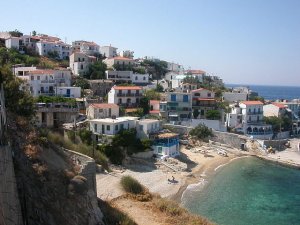 Descubre Icaria en Grecia, una isla llena de vida y bienestar