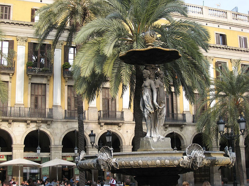 plaza-real-de-barcelona-5