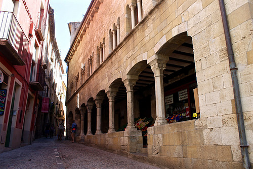 besalu-2