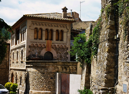 besalu-5