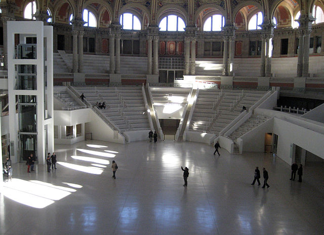 palacio-nacional-de-barcelona-7