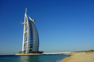Como ricos y famosos en los hoteles más lujosos del mundo