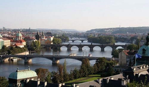 Vamos a recorrer 4 puentes de Praga