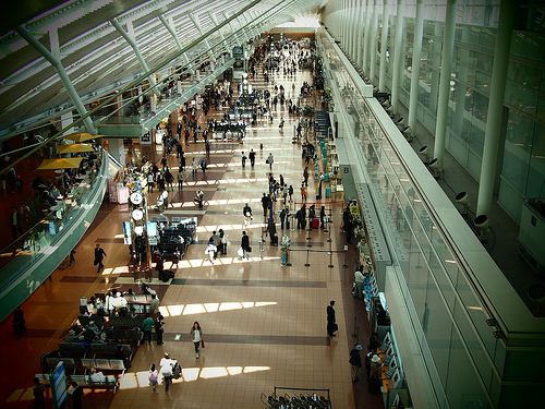 tirado-en-el-aeropuerto-2