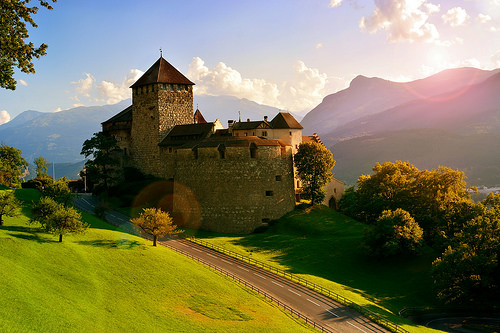 Vaduz Castle. principados europeos