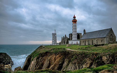 Faro de pointe de saint-mathieu