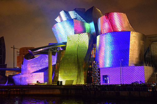 4 edificios de Frank Gehry en Europa que te harán soñar