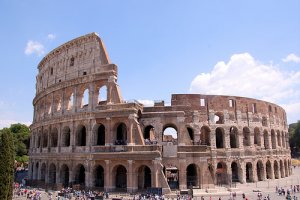 8 de los monumentos más antiguos de Europa